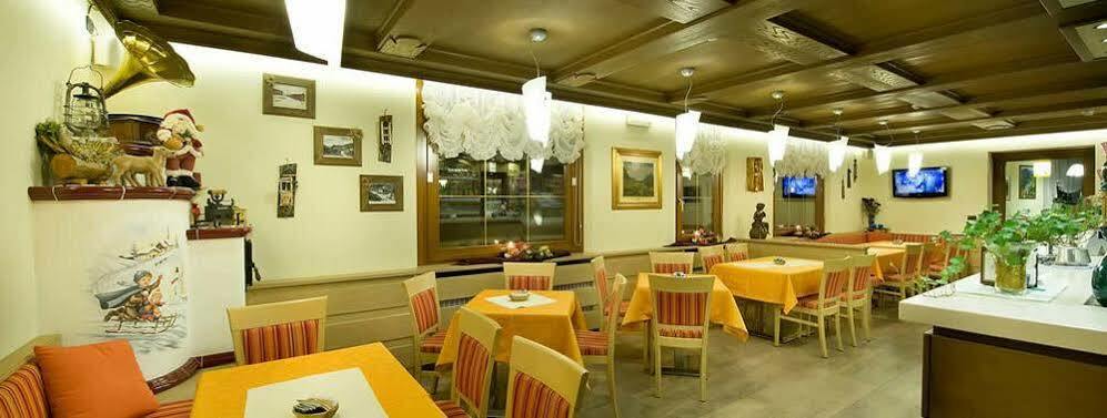 Hotel Ristorante Cassana Лівіньо Екстер'єр фото