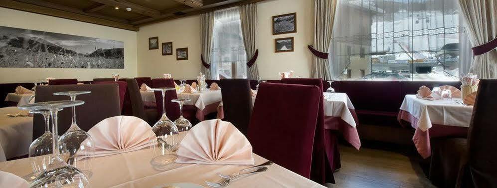 Hotel Ristorante Cassana Лівіньо Екстер'єр фото